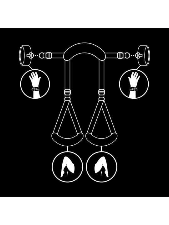 FETISH SUBMISSIVE - POSITION MIT OFFENEN BEINEN UND HANDSCHELLEN MIT N