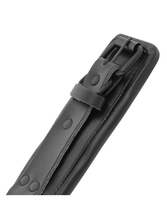 DARKNESS - MANETTE E COLLETTO IN PELLE NERA