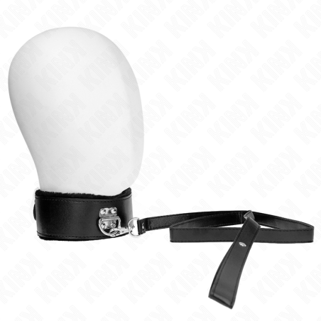 KINK - COLAR COM TRELA 116 CM COM PREGOS PRATA MODELO 4 PRETO AJUSTÁVE