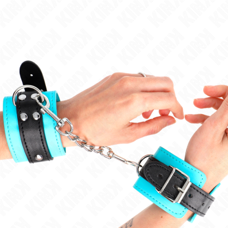 KINK - APPAREILS-POIGNETS À CROCHET DOUBLÉS DE FOURRURE BLEU AJUSTABLE