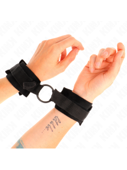 KINK - BEGINNER FUR HAND CUFFS 25 CM WITH O-RING 4 CM BLACK ADJUSTABLE