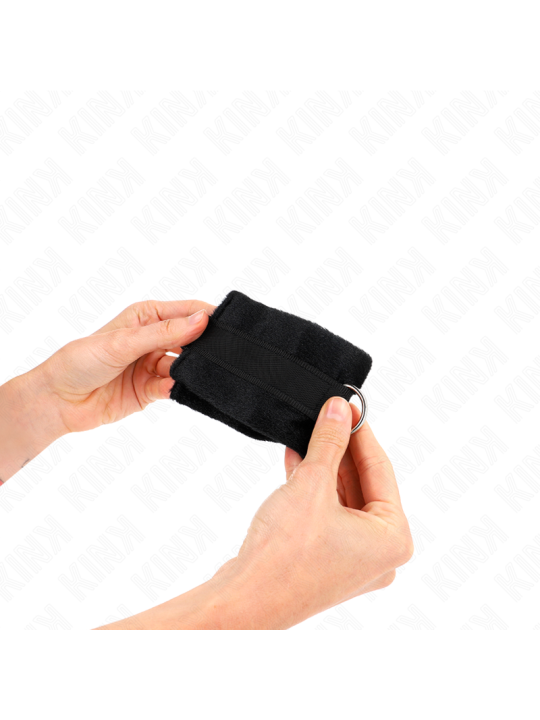 KINK - BEGINNER FUR HAND CUFFS BLACK 30 X 7 CM
