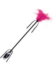 SECRETPLAY - PEITSCHE UND FEDER IN SCHWARZ UND FUCHSIA